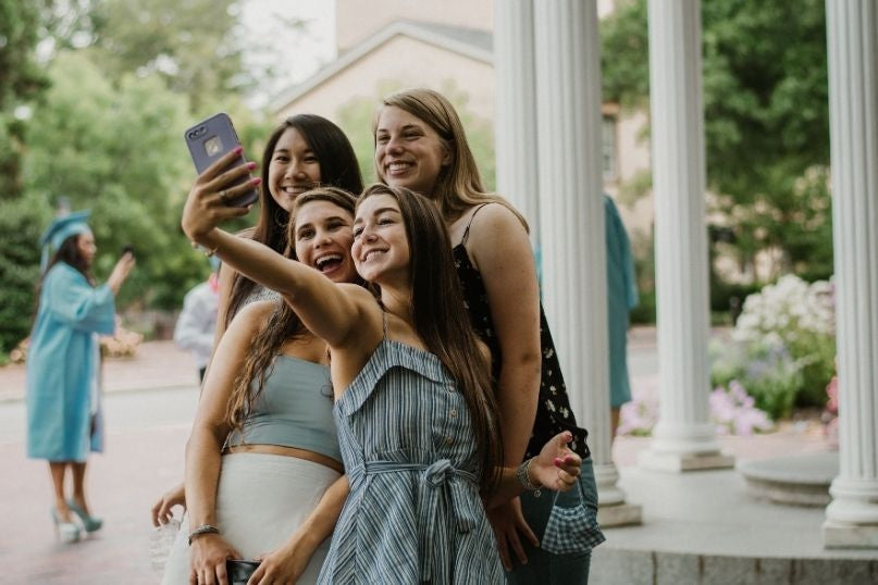 How Does Senior Photography Differ in Each State?