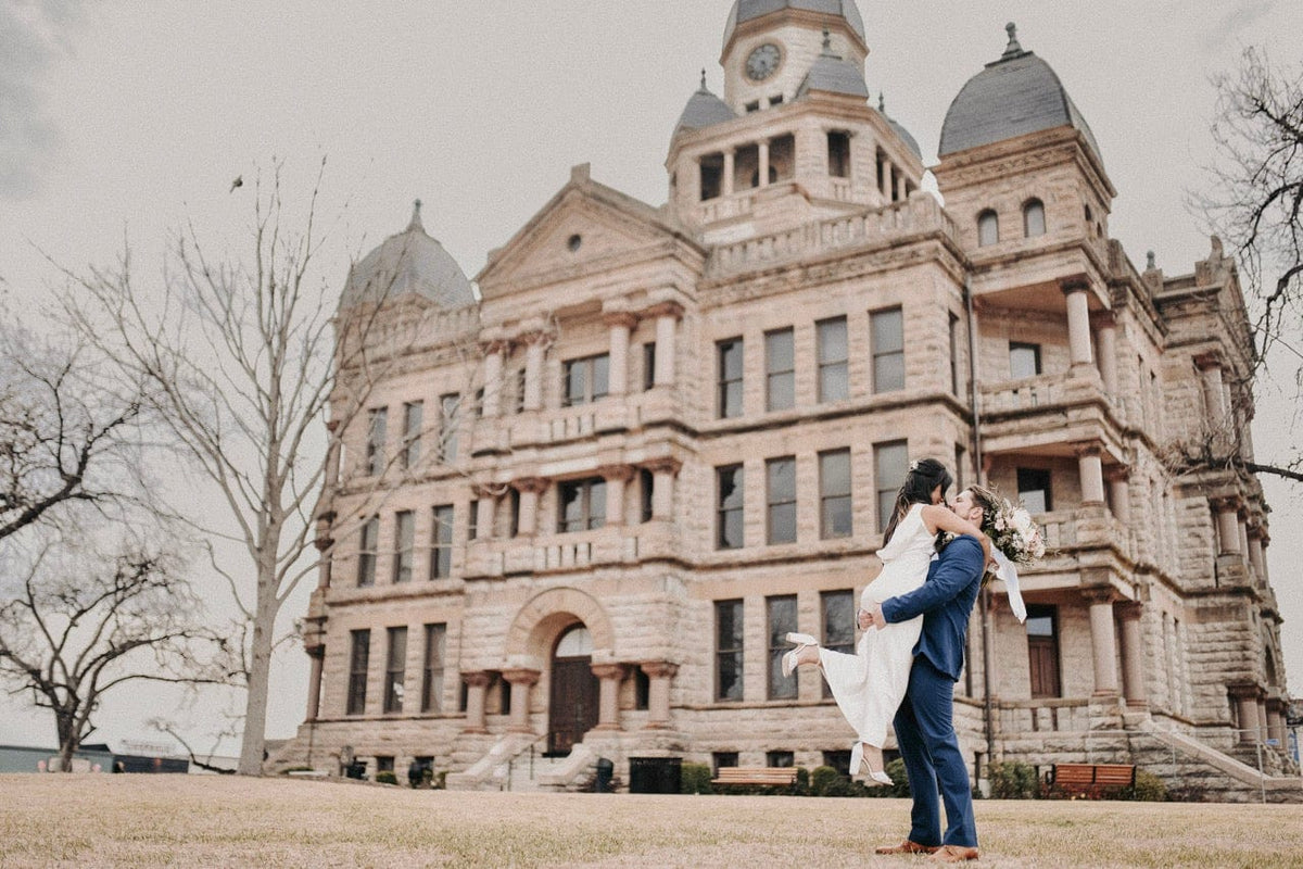 What is a Wedding Content Creator and Why Should You Hire One?