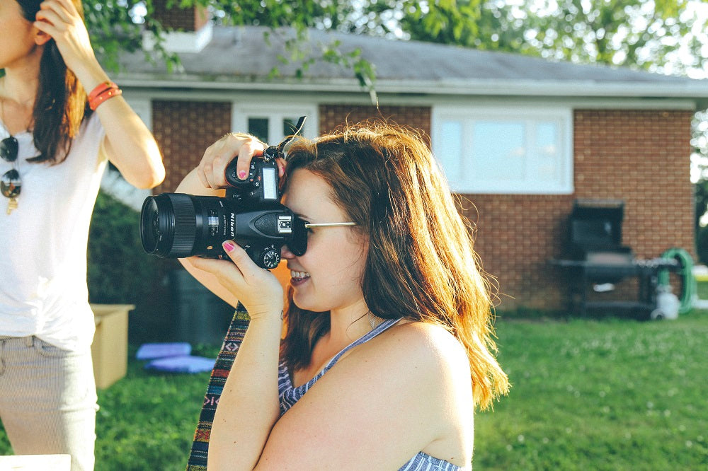 Outdoor Photographer In Hot Weather