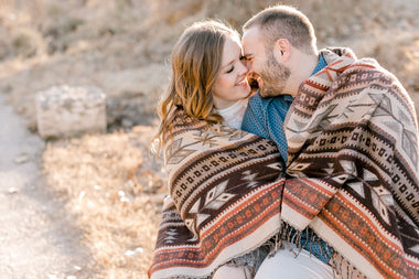 What to Wear to Your Engagement Photo Shoot