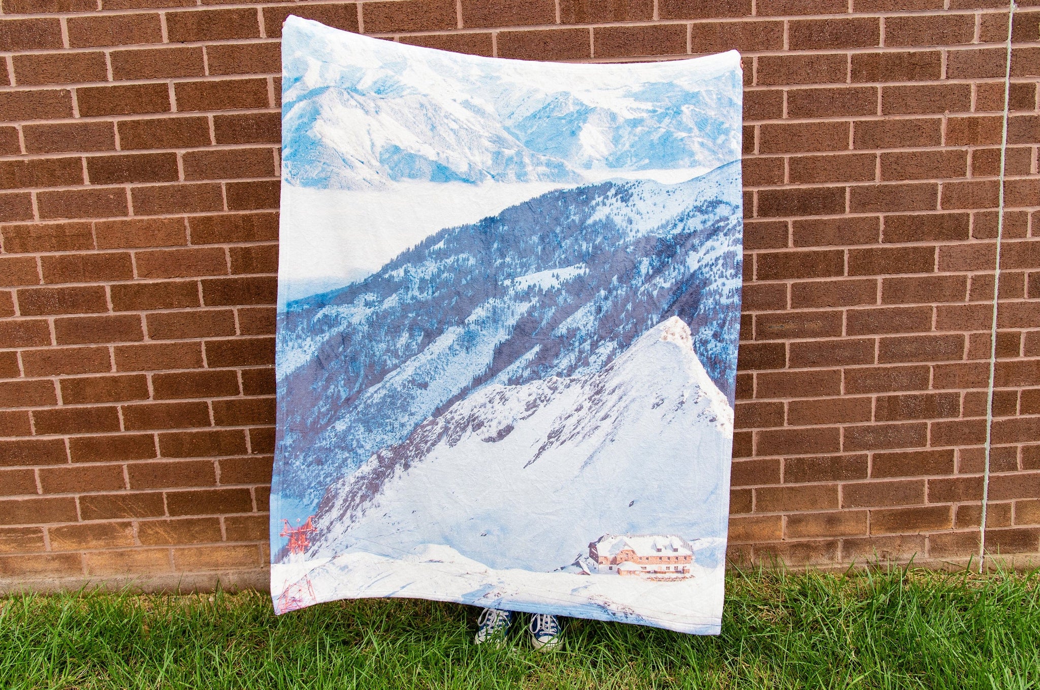 Photo Blanket with a picture of a mountain range.