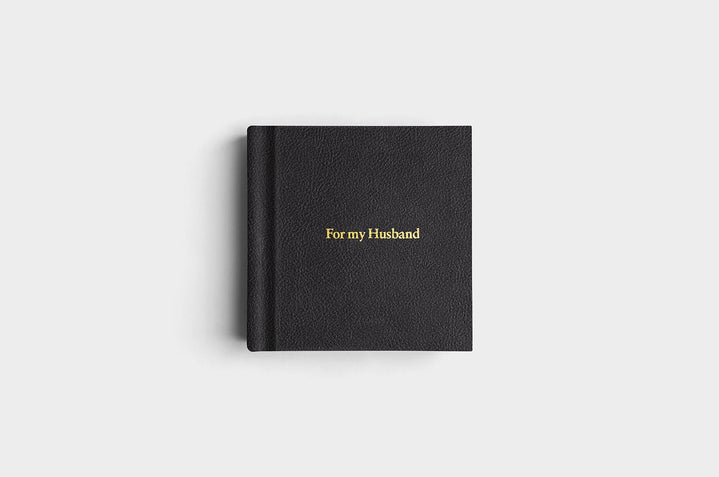 8x8 Pebble Black Vegan Leather Album