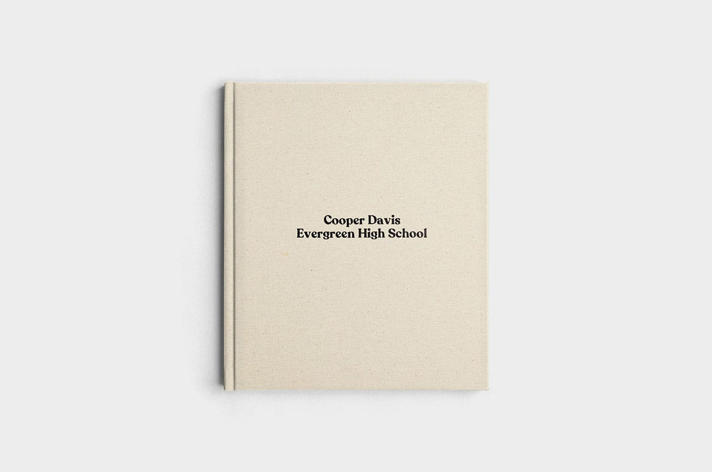 8.5x11 Portrait Macademia Linen Photo Book