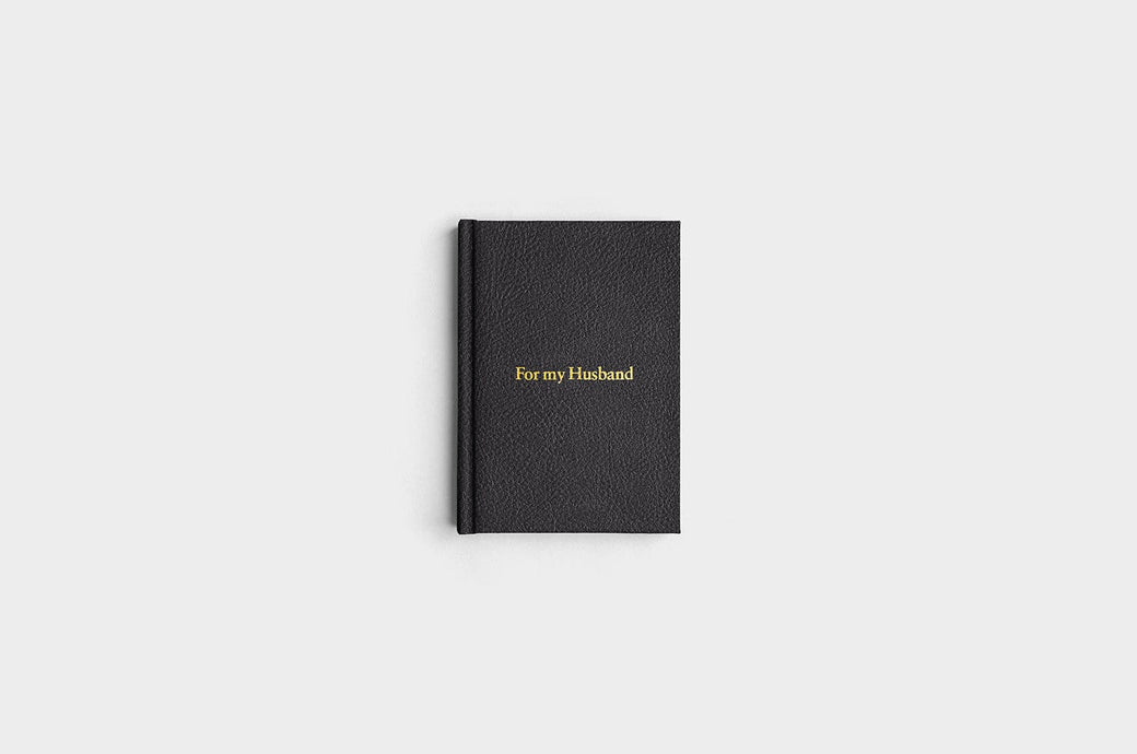 5x7 Portrait Pebble Black Vegan Leather Photo Book