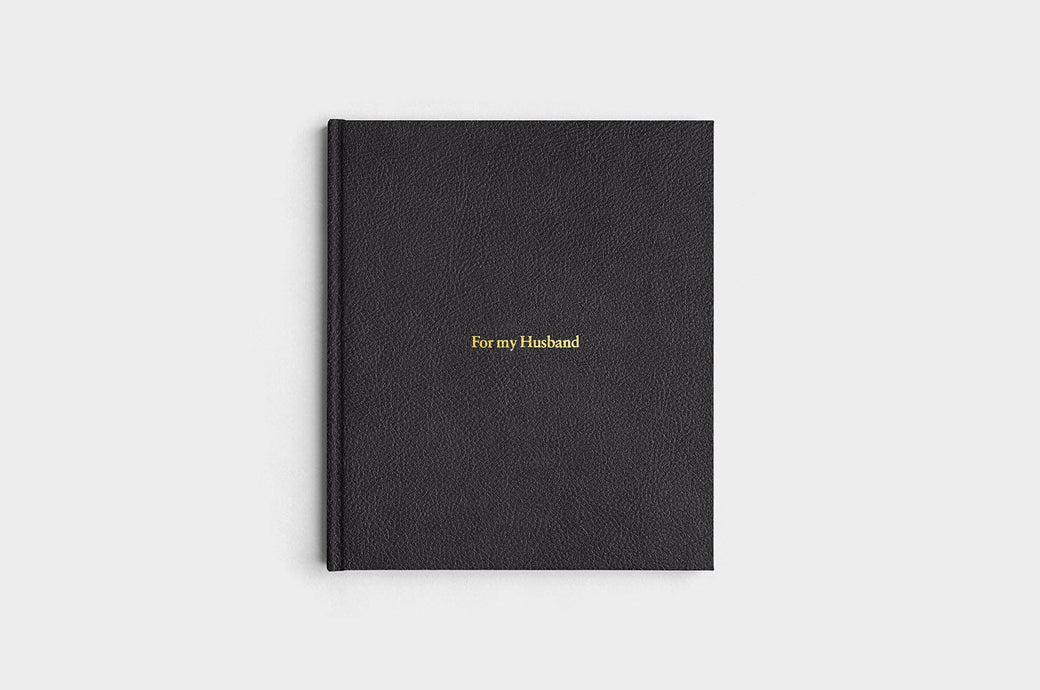 8.5x11  Portrait Pebble Black Vegan Leather Photo Book
