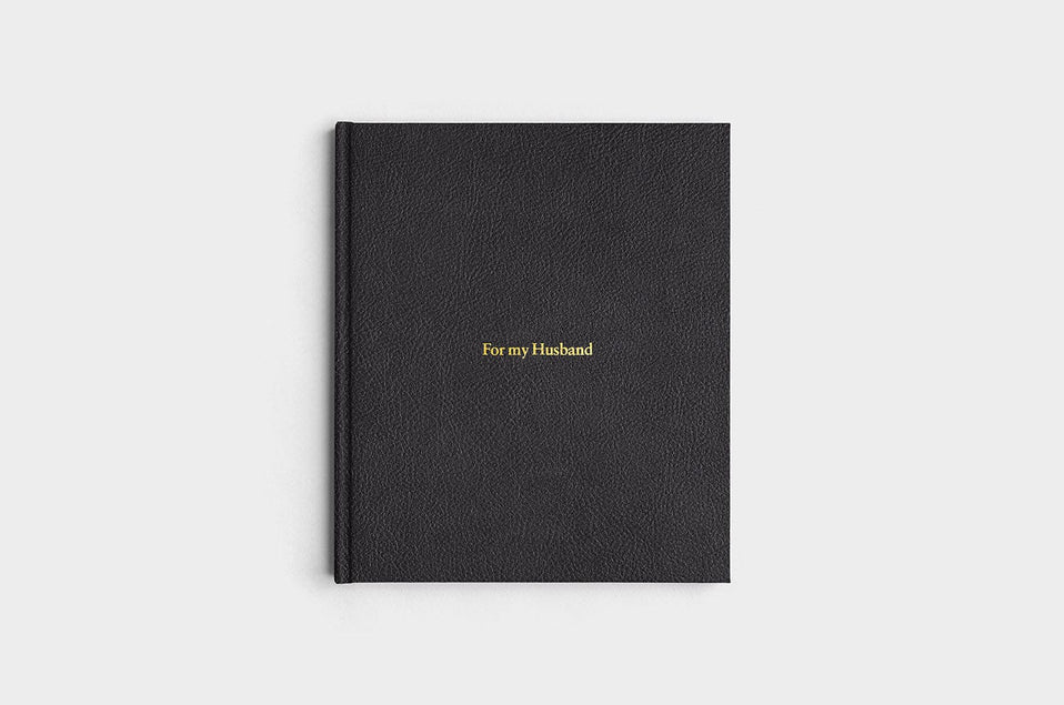 8.5x11  Portrait Pebble Black Vegan Leather Photo Book